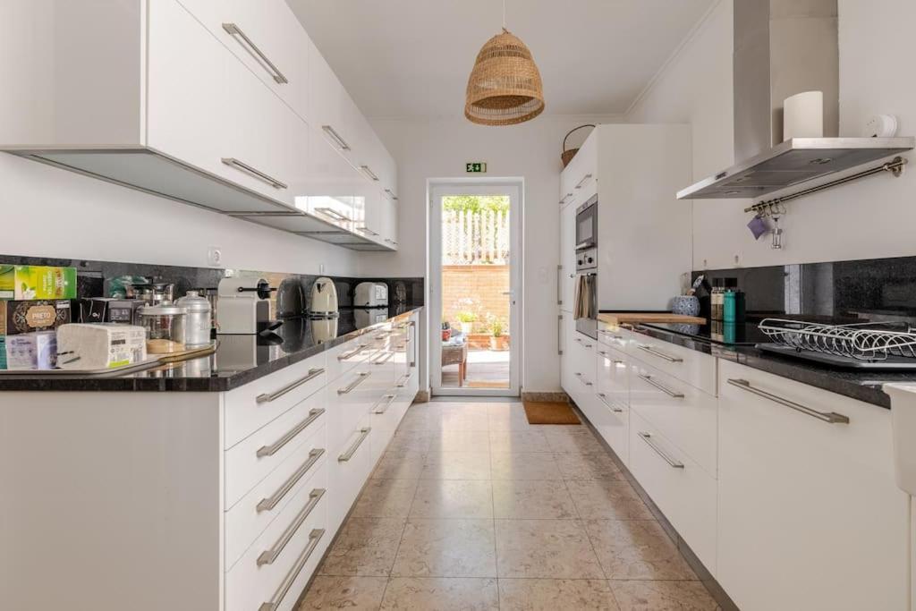 Lx -10m To Downtown,14 Ppl,heatable Pool And Lift * Lissabon