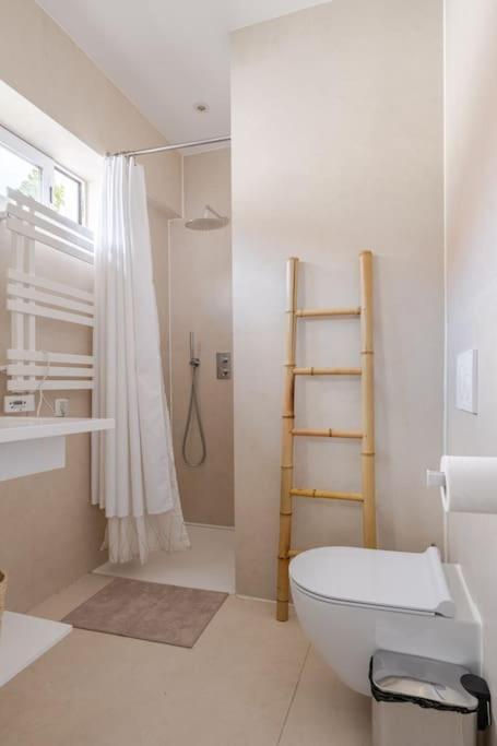 Lx -10m To Downtown,14 Ppl,heatable Pool And Lift