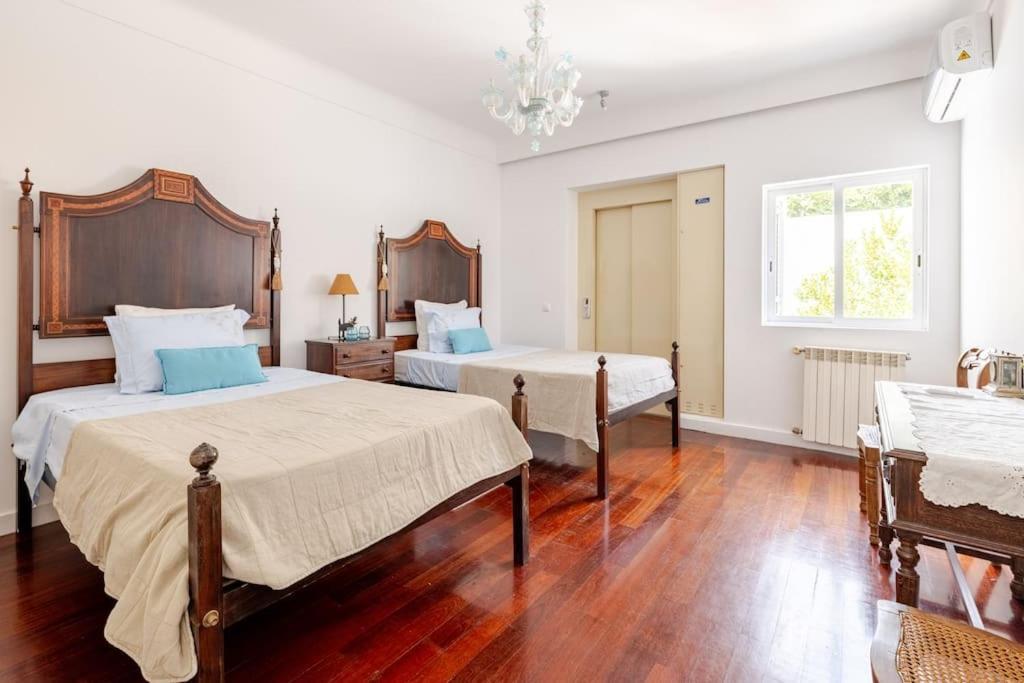 Lx -10m To Downtown,14 Ppl,heatable Pool And Lift Villa *