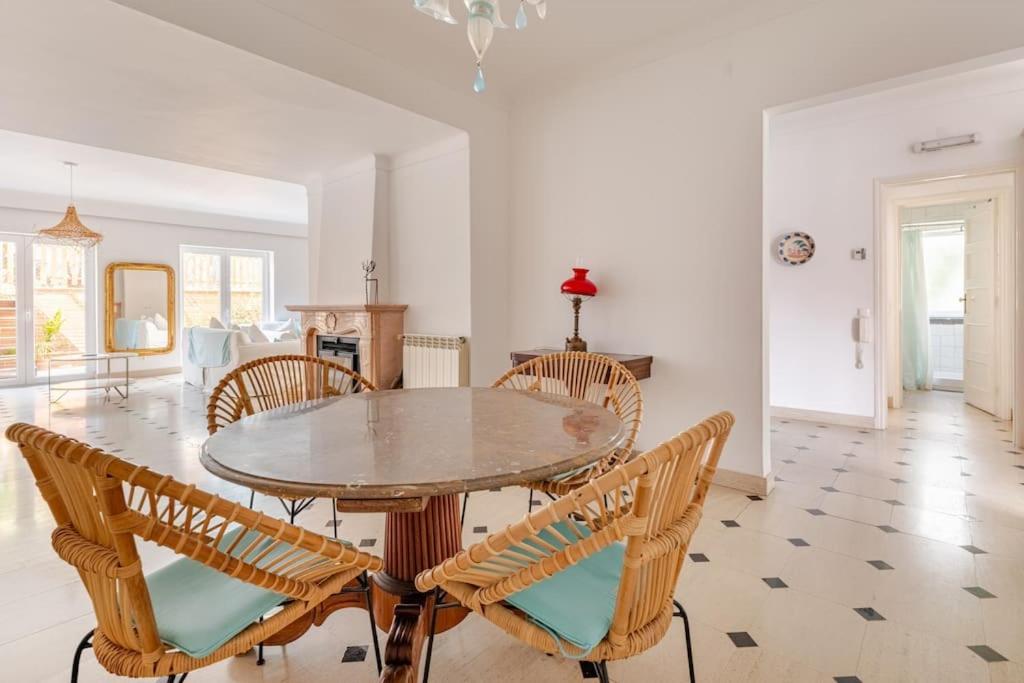 Lx -10m To Downtown,14 Ppl,heatable Pool And Lift Villa